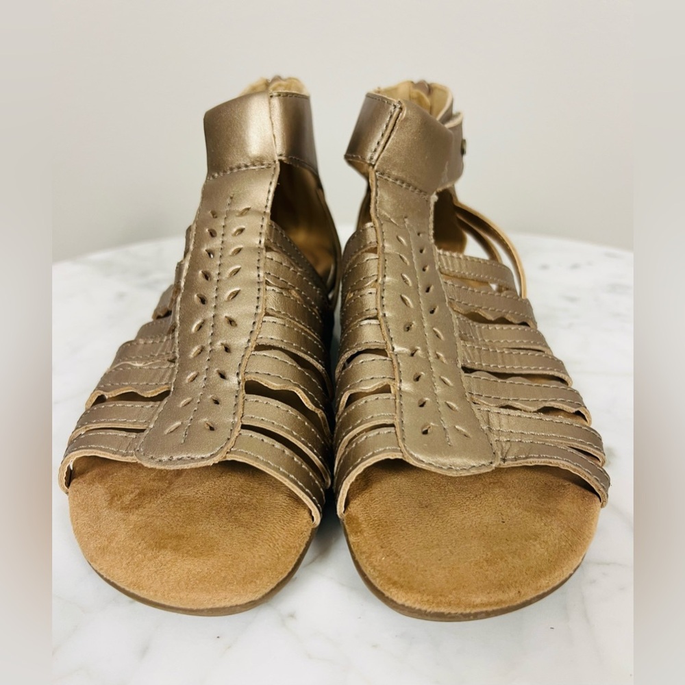Earth Origins Bevvy Gladiator Sandals – 8M Gold - Picture 2 of 16